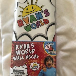 NWT DECALOMANIA RYANS WORLD WALL  DECAL